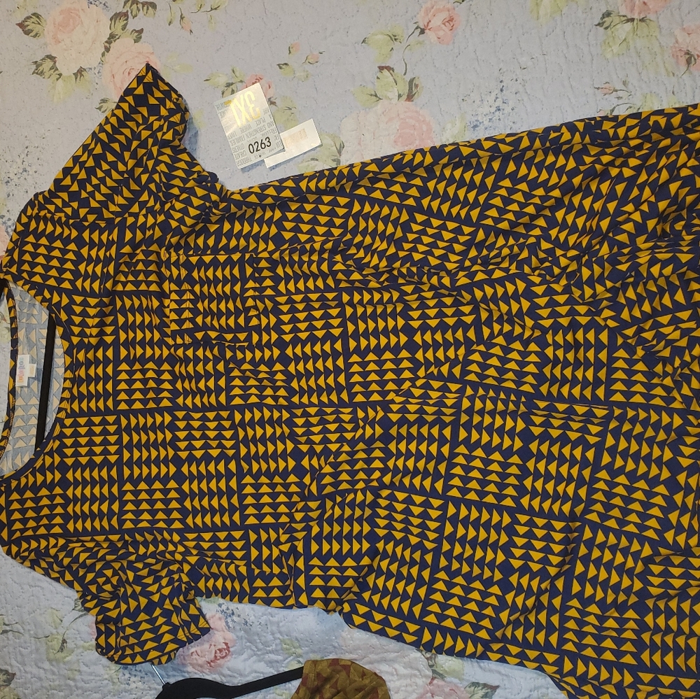 Lularoe Carly